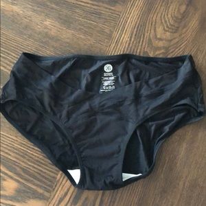 Kindred Bravely pregnancy low cut briefs